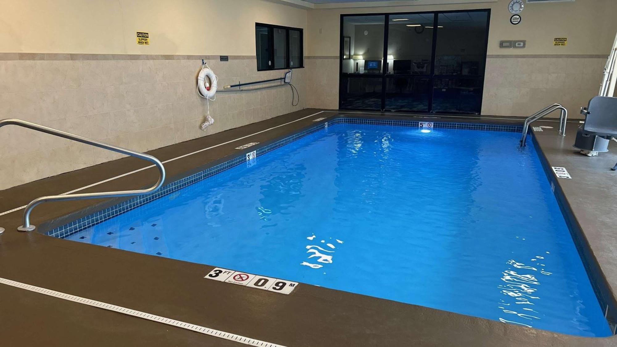 Best Western Plus Kansas City Airport - Kci East Dış mekan fotoğraf