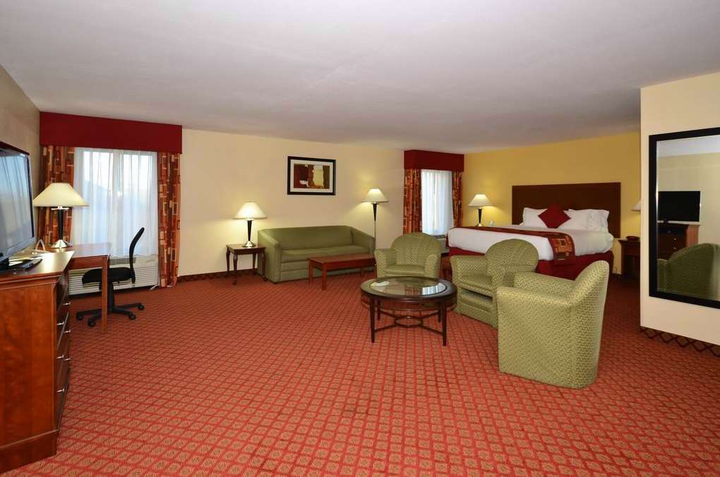 Best Western Plus Kansas City Airport - Kci East Dış mekan fotoğraf