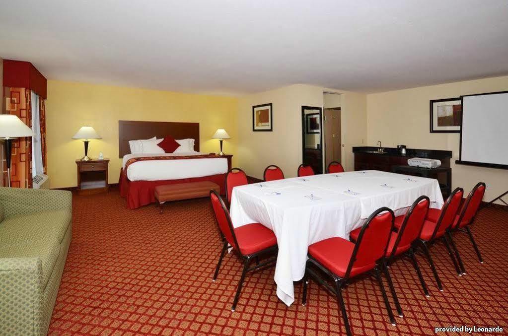 Best Western Plus Kansas City Airport - Kci East Dış mekan fotoğraf