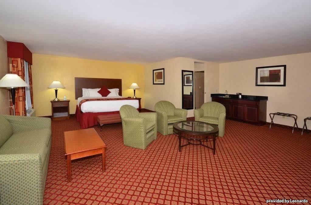 Best Western Plus Kansas City Airport - Kci East Dış mekan fotoğraf